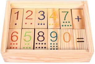 Дворики Деревянные кубики "Арифметика" тактильные, в ящике