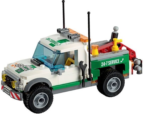 Lego Конструктор City "Буксировщик автомобилей" 212 деталей