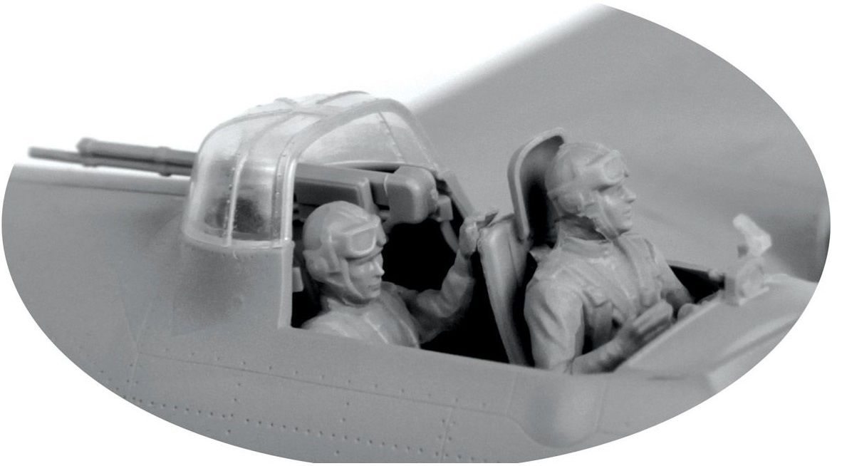 Звезда Сборная модель "Советский пикирующий бомбардировщик "Пе-2"