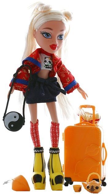 Bratz Кукла делюкс "Хлоя. В путешествии"