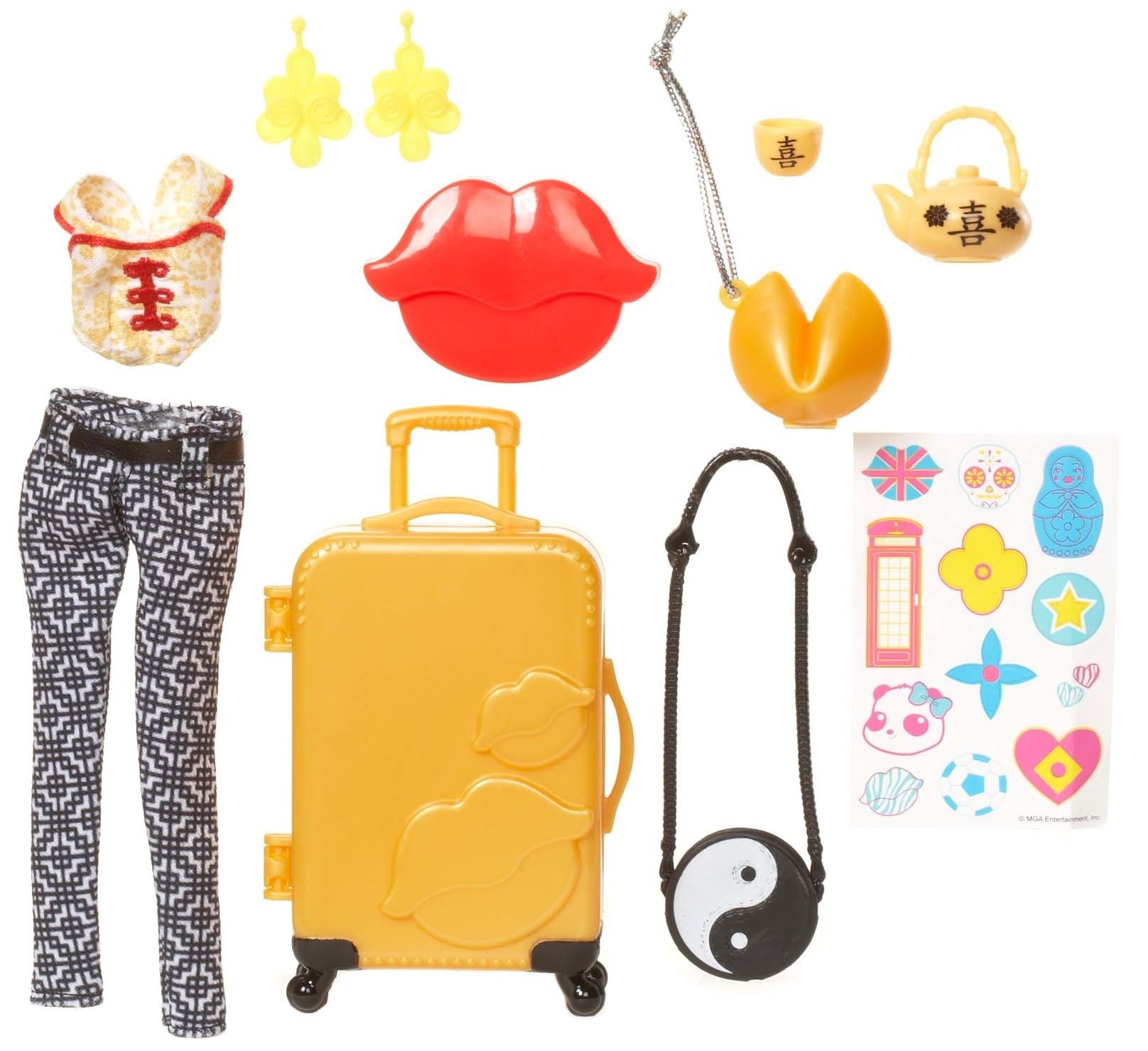 Bratz Кукла делюкс "Хлоя. В путешествии"