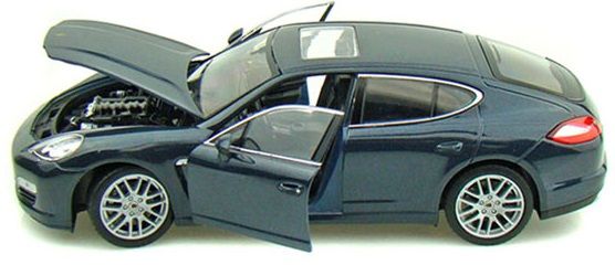 Welly Модель машины "Porsche Panamera S"