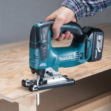 Лобзик Makita DJV182Z 3500ходов/мин от аккумулятора