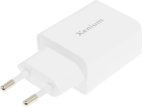 Сетевое зар./устр. Xenium X332 25W 3A+2A+1.5A USB Type-C универсальное белый (CCX332CW/00)