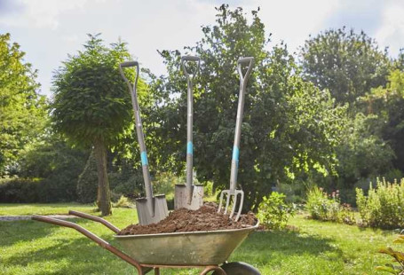 Лопата штыковая Gardena NatureLine 17000-20 для земляных работ большой (17000-20.000.00)