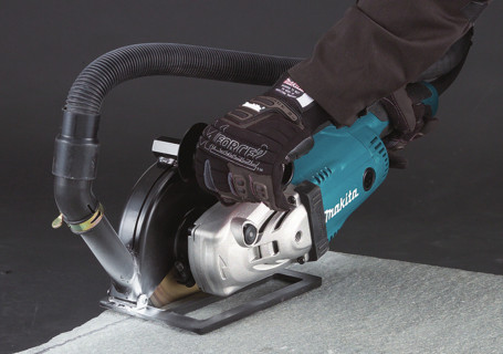 Углошлифовальная машина Makita GA9020SFK 2200Вт 6600об/мин рез.шпин.:M14 d=230мм жестк.кейс