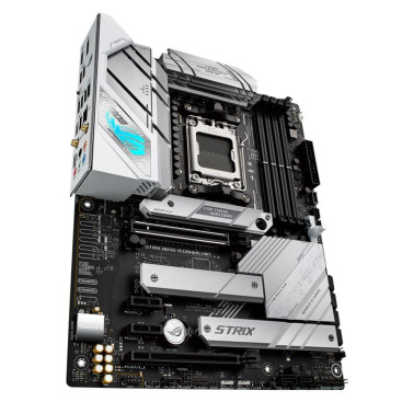 Asus ROG STRIX B650-A GAMING WIFI socket AM5