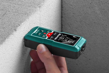 Лазерный дальномер Kraftool LD-100 2кл.лаз. 650нм цв.луч. красный в кейсе (34765)