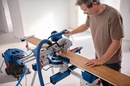 Торцовочная пила Bosch GCM 305-216 D 1200Вт 5200об/мин d=300мм