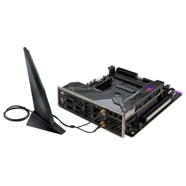 Asus ROG STRIX X570-I GAMING