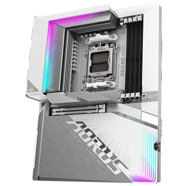 Gigabyte B650E AORUS STEALTH ICE socket AM5