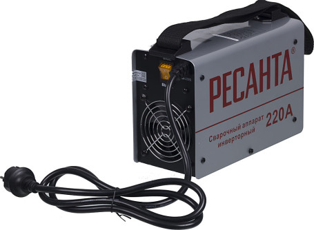Сварочный аппарат Ресанта САИ-220 инвертор ММА DC 7.8кВт