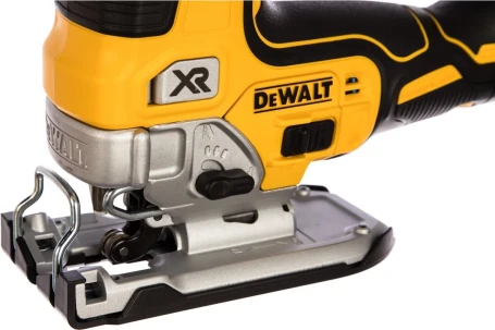 Лобзик DeWalt DCS335N -XJ 590Вт 3200ходов/мин от аккумулятора