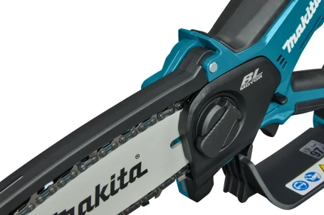 Цепная пила Makita DUC150SF аккум. 320Вт дл.шины:6" (15cm) 1аккум. 3Ач ЗУ