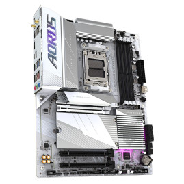 Gigabyte B650E AORUS ELITE X ICE socket AM5