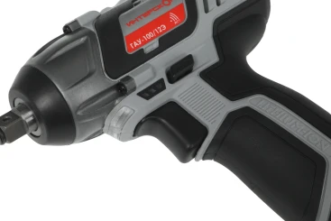 Гайковерт Интерскол ГАУ-100/12Э аккум. патрон:квад.3/8" (807.0.0.70)