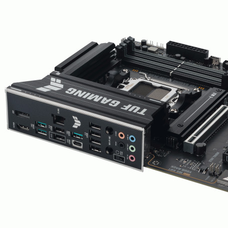 Asus TUF GAMING B650E-PLUS WIFI socket AM5