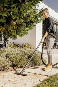 Строительный пылесос Karcher WD 3 S V-17/4/20 1000Вт (уборка: сухая/сбор воды) желтый