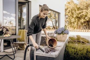 Строительный пылесос Karcher WD 3 S V-17/4/20 1000Вт (уборка: сухая/сбор воды) желтый