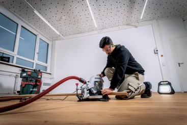 Торцовочная пила Metabo KS 216 M Set 1100Вт 5000об/мин d=216мм