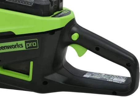 Цепная пила Greenworks 2008907UB аккум. 2300Вт 3.40л.с. дл.шины:16" (40cm) 1аккум. 4Ач ЗУ