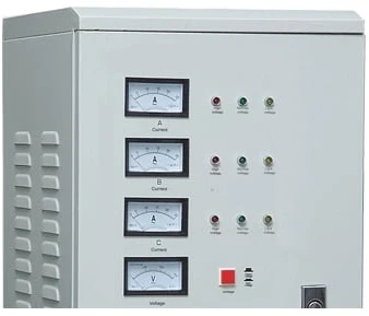 Стабилизатор напряжения Rucelf SDV-3-15000 15кВА трехфазный белый